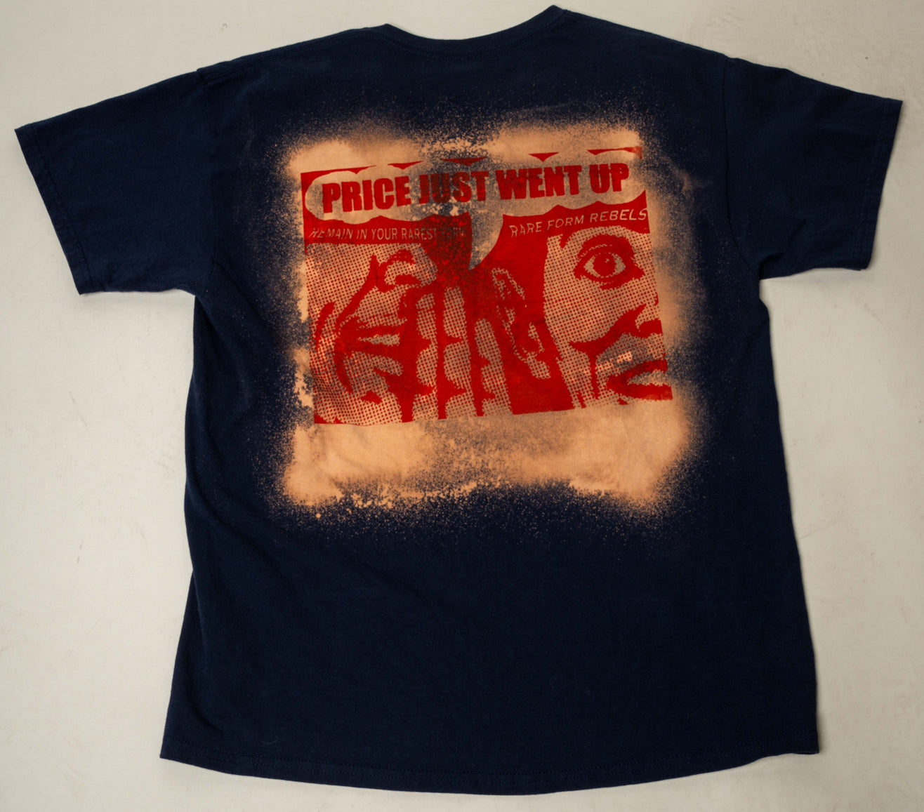 BLUE RARE FORM REBELS BLEACH BURNED TEE