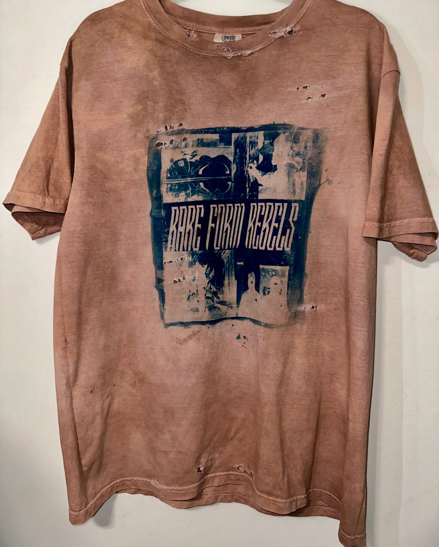 BROWN RARE FORM REBELS CYANOTYPE SCREEN PRINT TEE